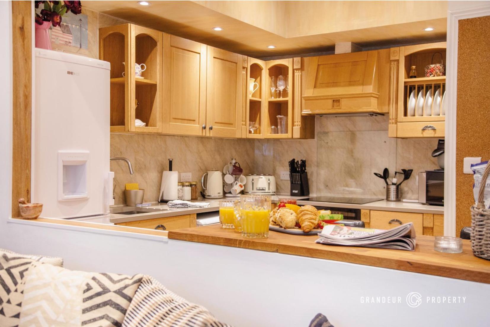 Treetop Suite By Grandeur Property Bournemouth Zewnętrze zdjęcie