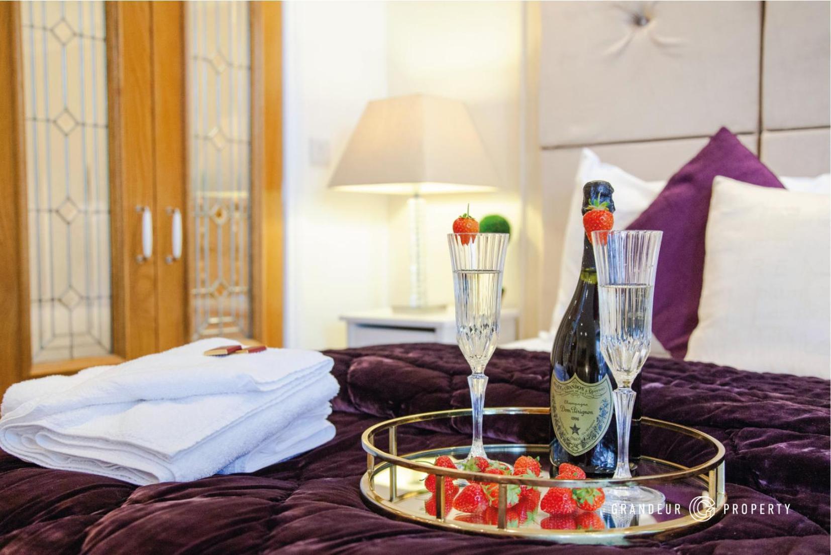 Treetop Suite By Grandeur Property Bournemouth Zewnętrze zdjęcie